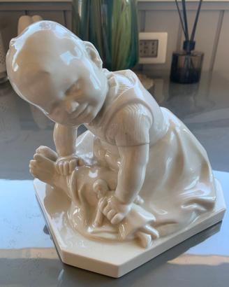 SCHWARZBURGER – Child with doll (Otto Thiem #U8)