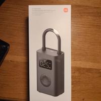 Xiaomi compressore portatile  per auto bici ecc..
