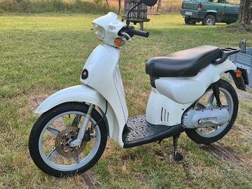 Scarabeo 50