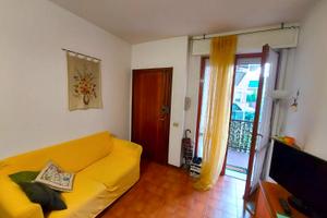 Bilocale con garage a santa lucia