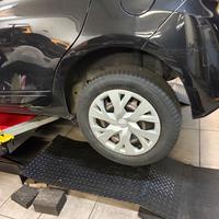 Cerchi in ferro con gomme invernali Yaris 2018