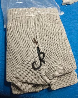 felpe a giacche grigie e nere 