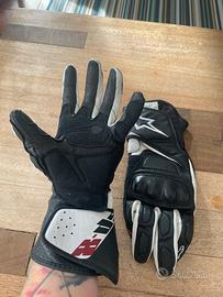 Guanti moto