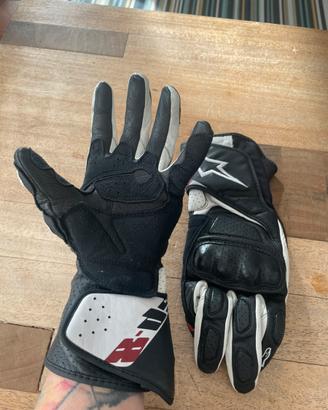 Guanti moto