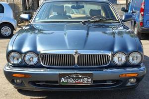 JAGUAR XJ8 EXECUTIVE 4.0 CV 285 ANNO 1998