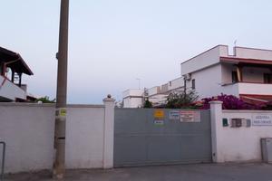 PRIVATO , in MANDURIA TARANTO località Specchiari