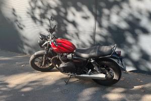 Triumph Street twin 2020