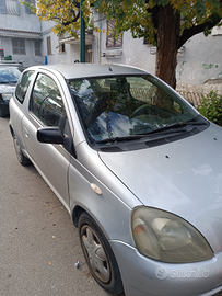 Toyota Yaris sol 1000 a benzina