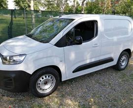 FIAT E-Doblo e-Doblò 50KW CH1 Van