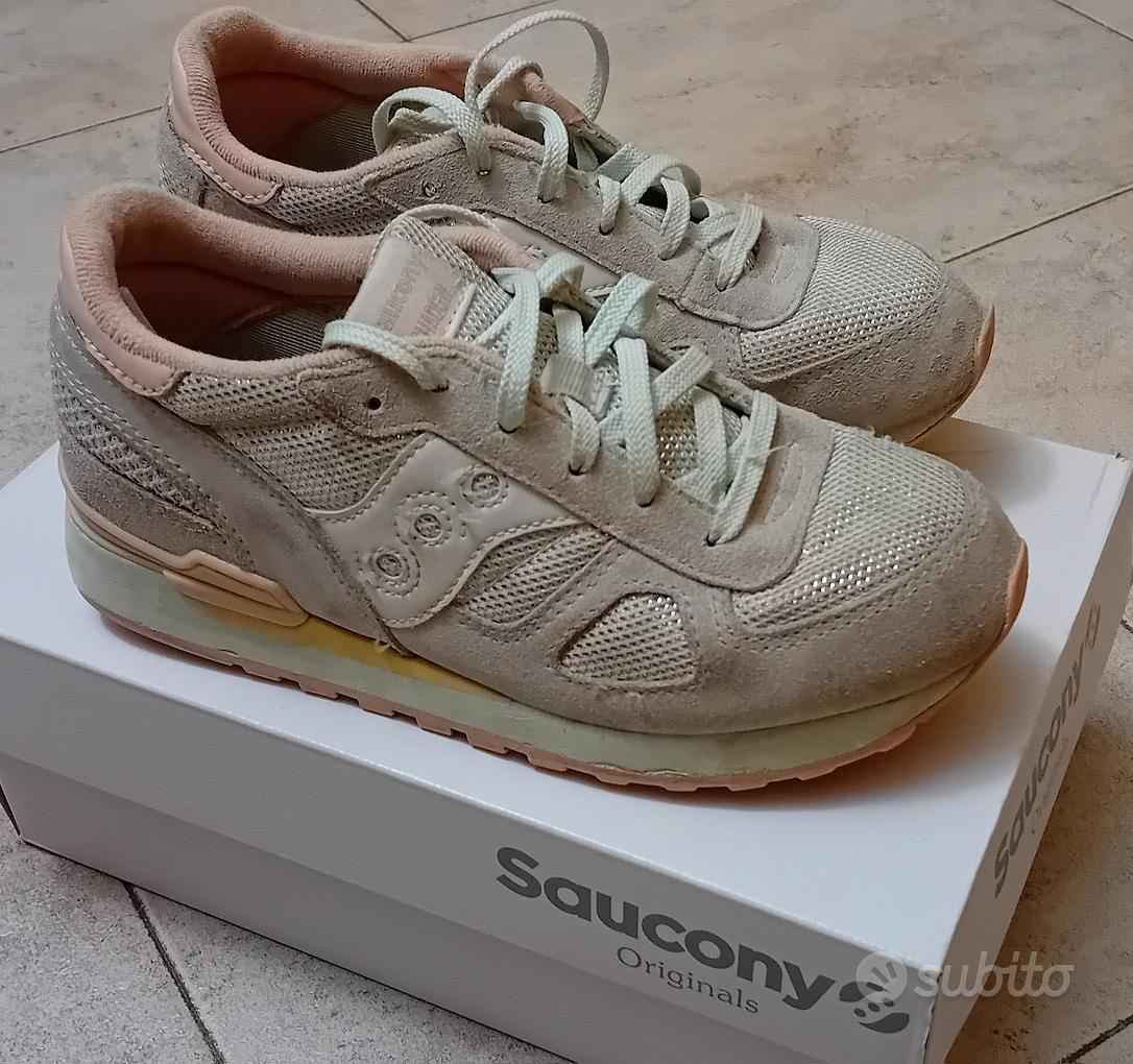 Scarpe shop saucony viareggio