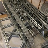 Scaffalatura metallica