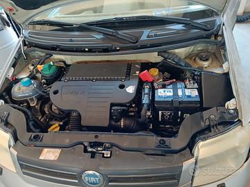 panda 4x4 pezzi di ricambio 