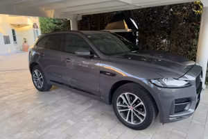 Jaguar F-PACE R-Sport 2.0 diesel 180 CV AWD
