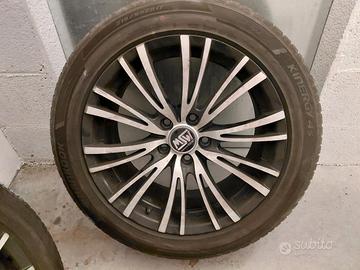  4 gomme e cerchi per volkswagen 