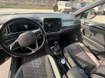 T-roc  1.0 benzina R-Line 110 cv