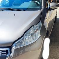 Ricambi Peugeot 208 1.2 benz del 2012