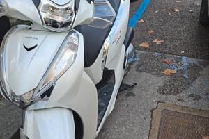 Honda SH 300 Bianco – 2017