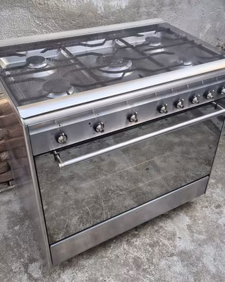Cucina GAS SMEG Inox 5 Fuochi e Maxi Forno 90cm Pr