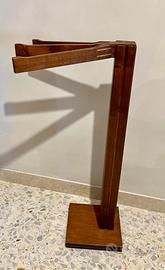 portasciugamani il legno con bracci articolati 