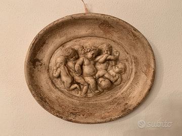 Bassorilievo in gesso con putti angioletti anni '3