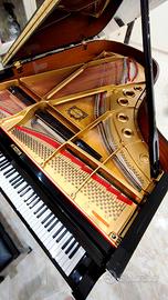 Pianoforte Yamaha C5