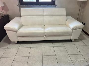 Divano modello taro 3 posti