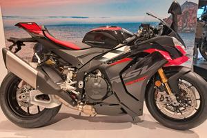 Aprilia RSV4 1100 Factory