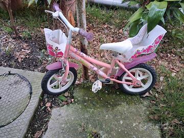 1 bici e 1 macchina a piedi