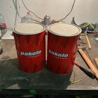 Grasso sfuso in bidoncini