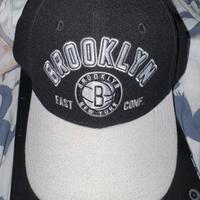 Cappello completamente nuovo mai usato nba