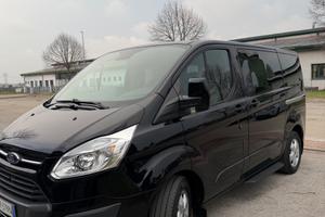 FURGONE FORD CUSTOM TOUR 8 POSTI