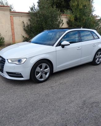 Audi A3 SPB 1.6 TDI Ambiente