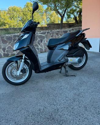 aprilia sportcity 125
