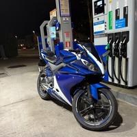 Yamaha yzf r125
