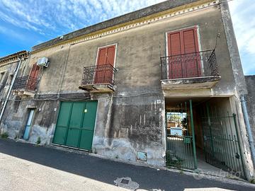Casa singola Acireale + 1580mq terreno, trattabile