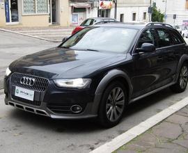 AUDI A4 allroad 2.0 TDI 190 CV cl.d. S.tr. Busines