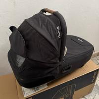 Navicella e ovetto Nuna + base isofix