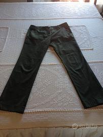 Pantaloni originali Moschino