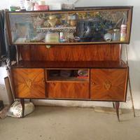 Credenza antica
