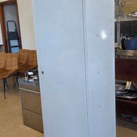 Armadietto da esterno porta scope in ferro