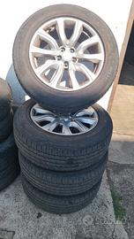 cerchi in land rover Evoque R18 + gomme