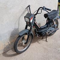 Cerchi, motorino, sedili