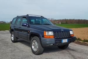 Jeep Grand Cherokee 2.5 turbo disel