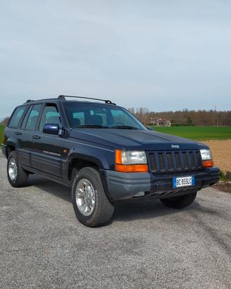 Jeep Grand Cherokee 2.5 turbo disel