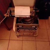macchina da scrivere