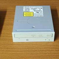 Lettori/masterizzatori CD/DVD