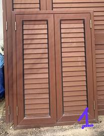 Persiane in alluminio color legno