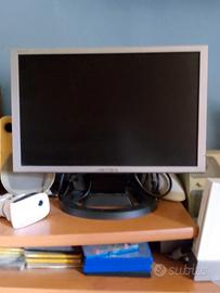 monitor per PC marca HANNS.G funziona euro 30