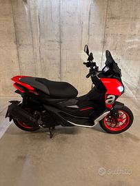 Aprilia SR gt 200