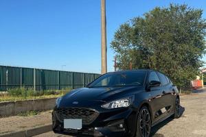 FORD FOCUS ST-LINE 1.0 ECOBOOST MHEV – 56.000 KM